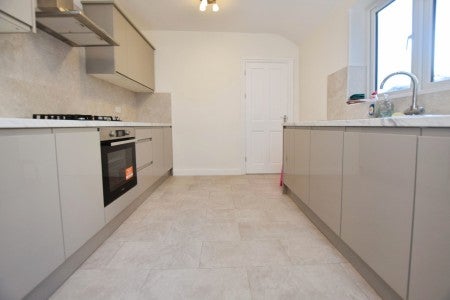 House Hollington Road in Greater London