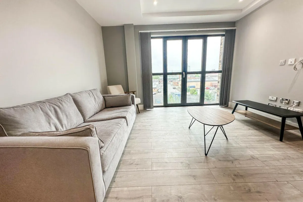 Flat Bowmars Lane in Leicester