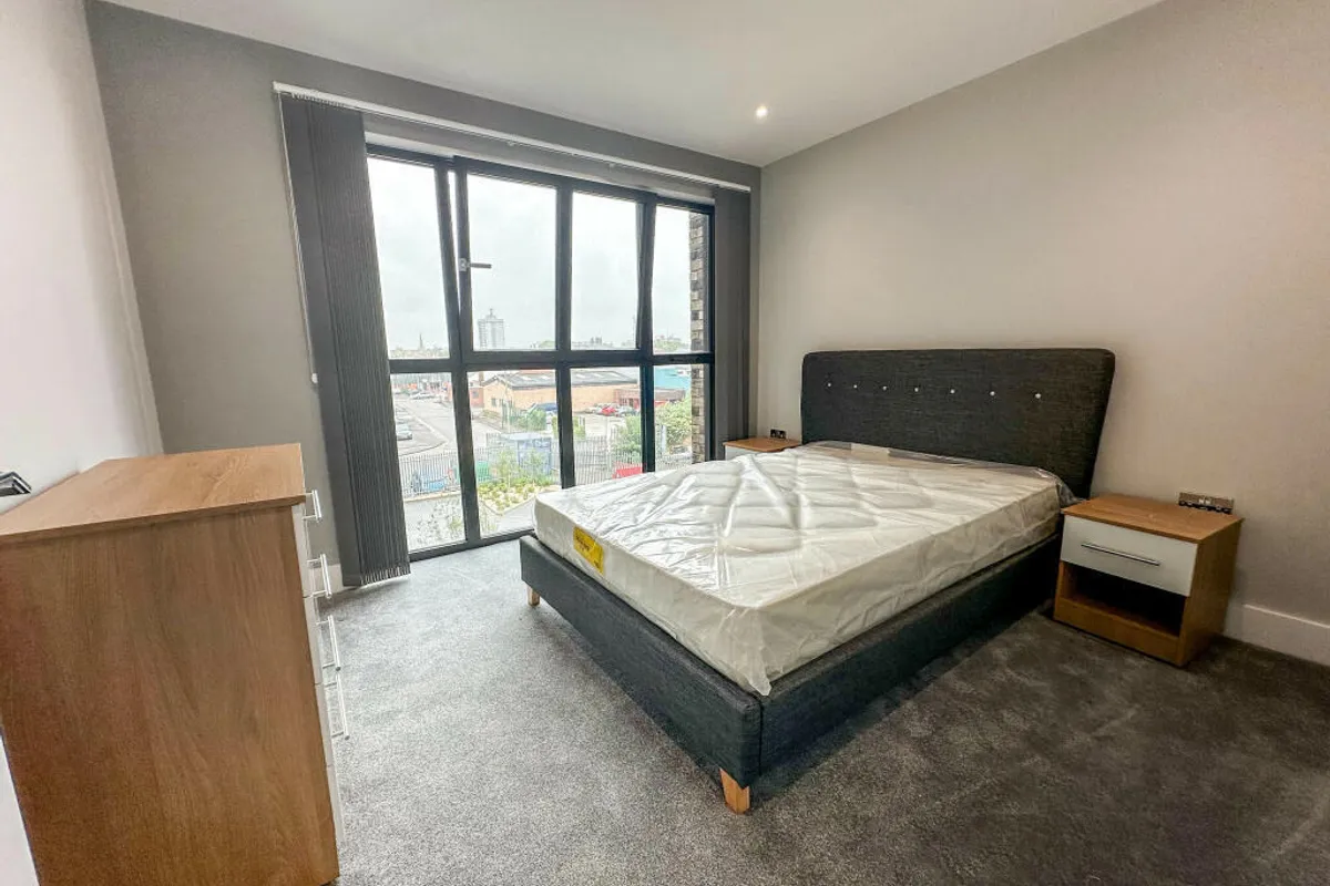 Flat Bowmars Lane in Leicester