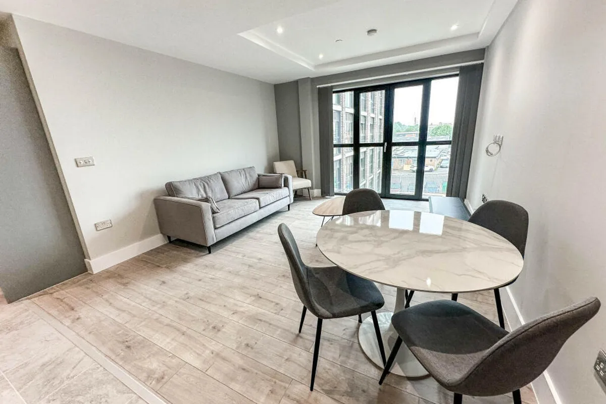 Flat Bowmars Lane in Leicester