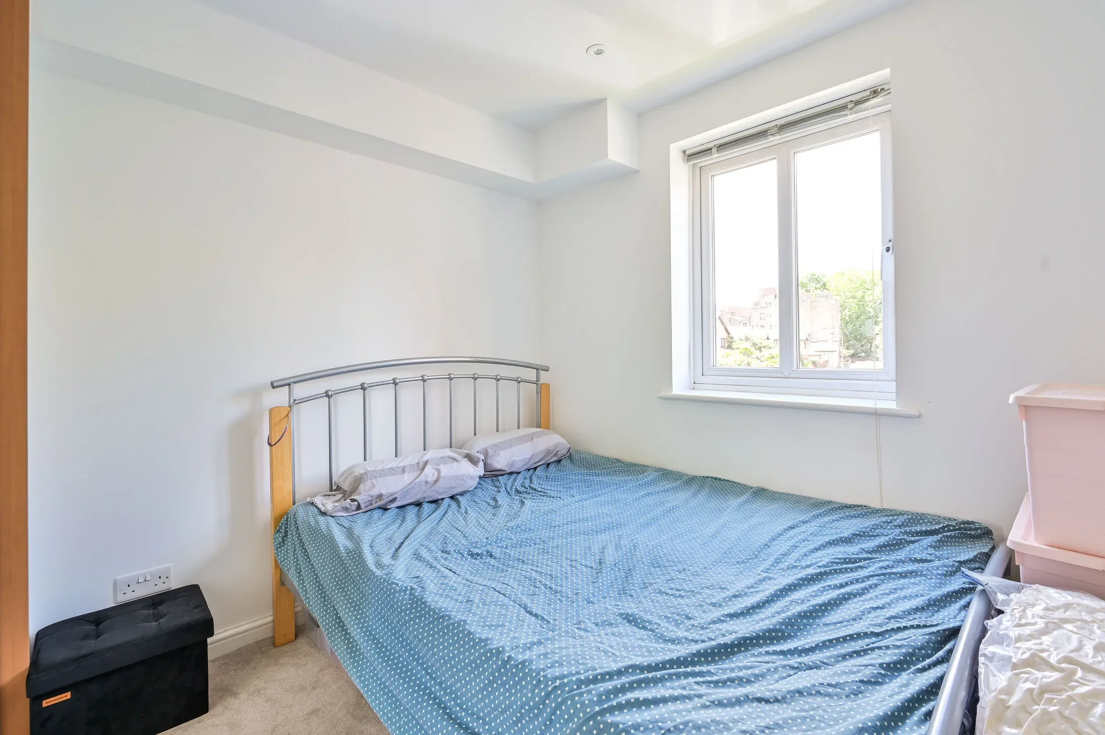 Flat John Maurice Close in Greater London