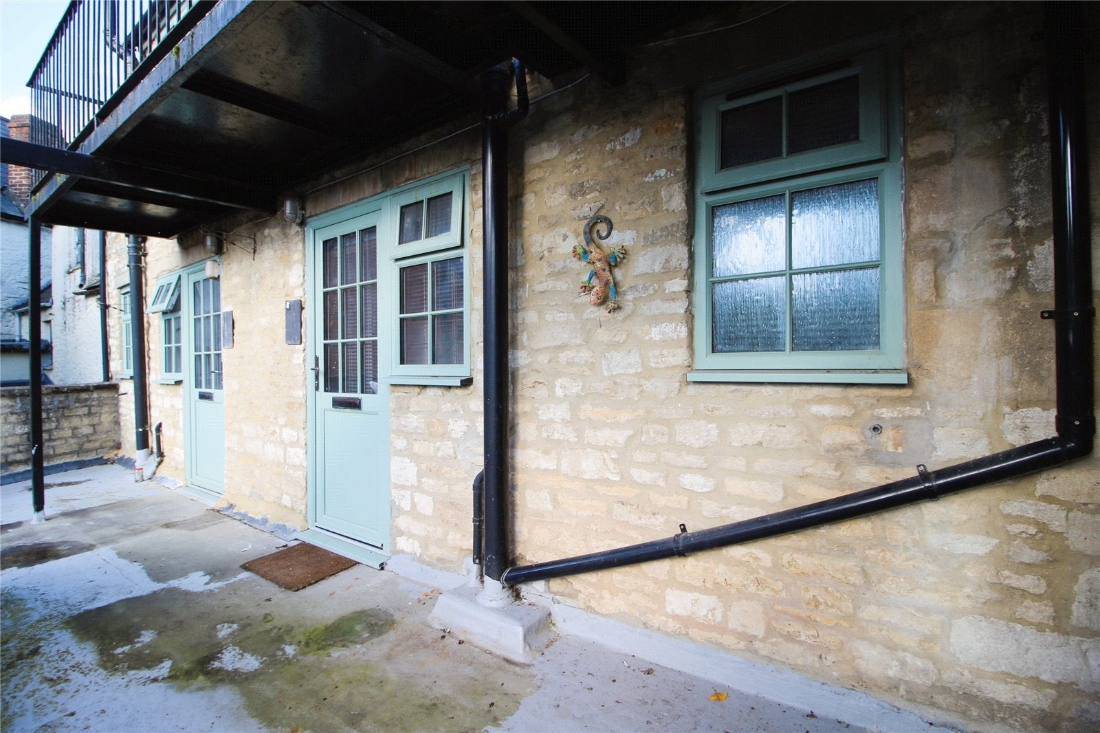 Flat Silver Street in Cotswold District
