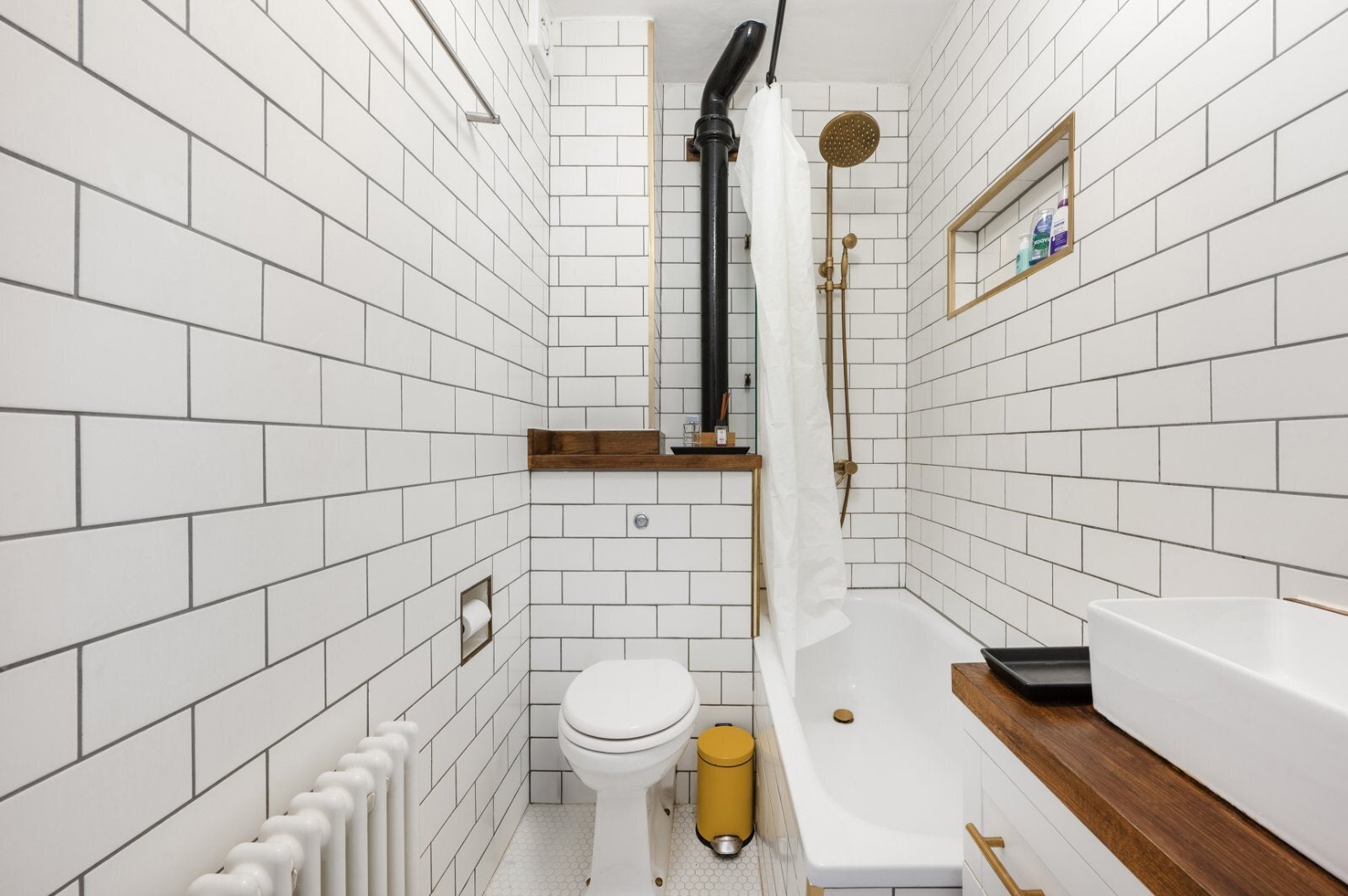 Flat Gaisford Street in Greater London