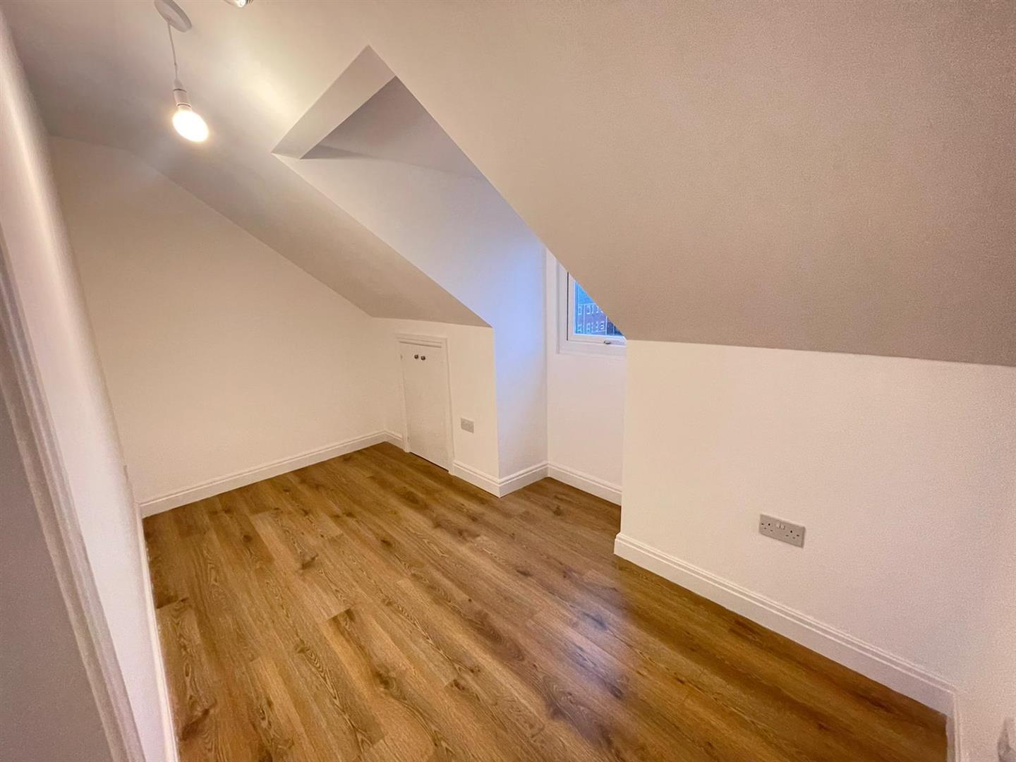 Flat Baxter Gate in Charnwood