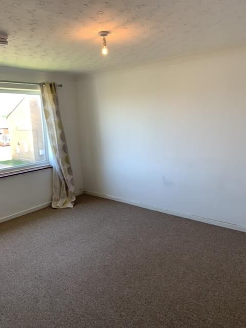 Flat Windsor Gardens in Huntingdonshire