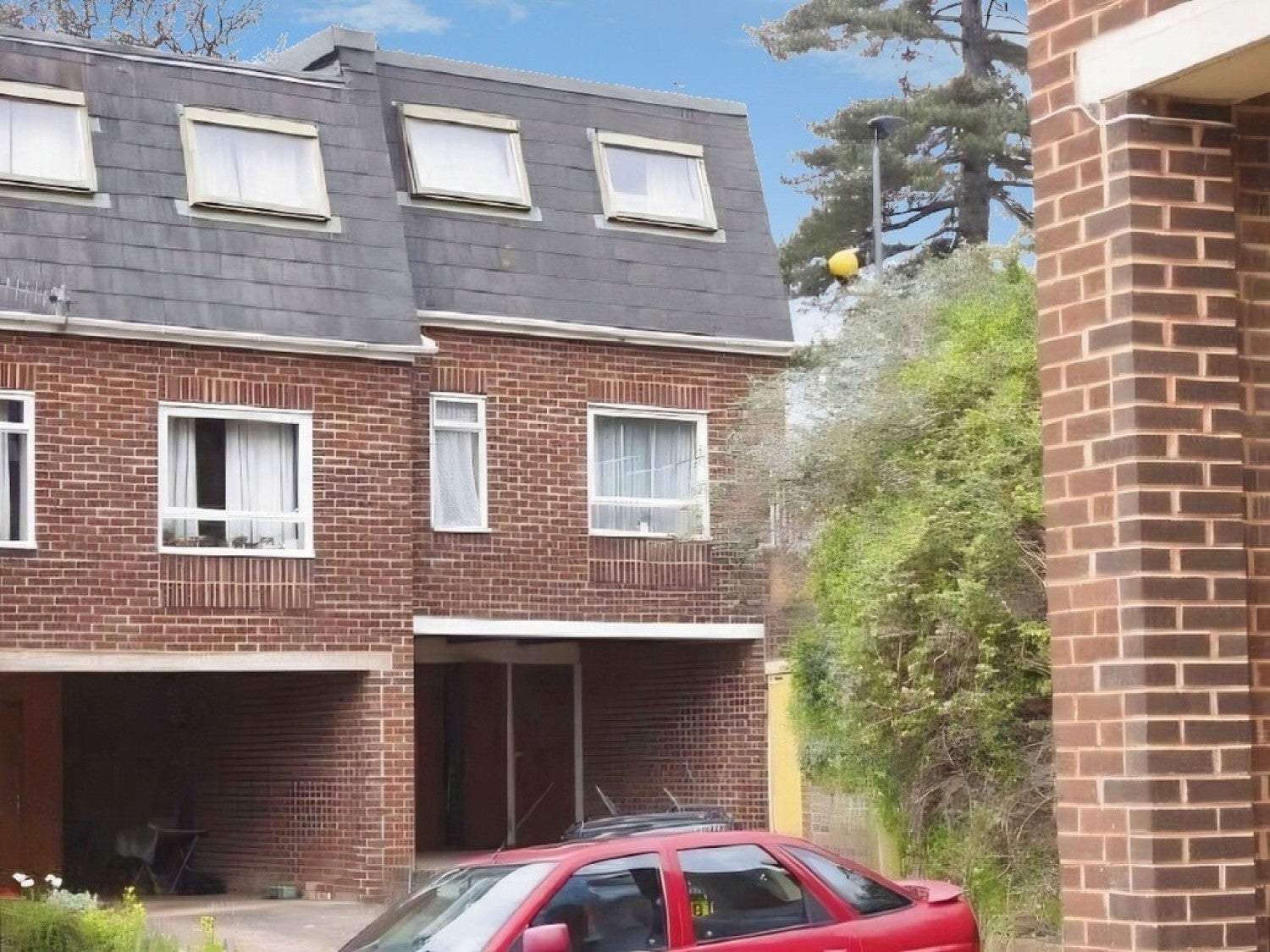 Flat Looe Road in Exeter