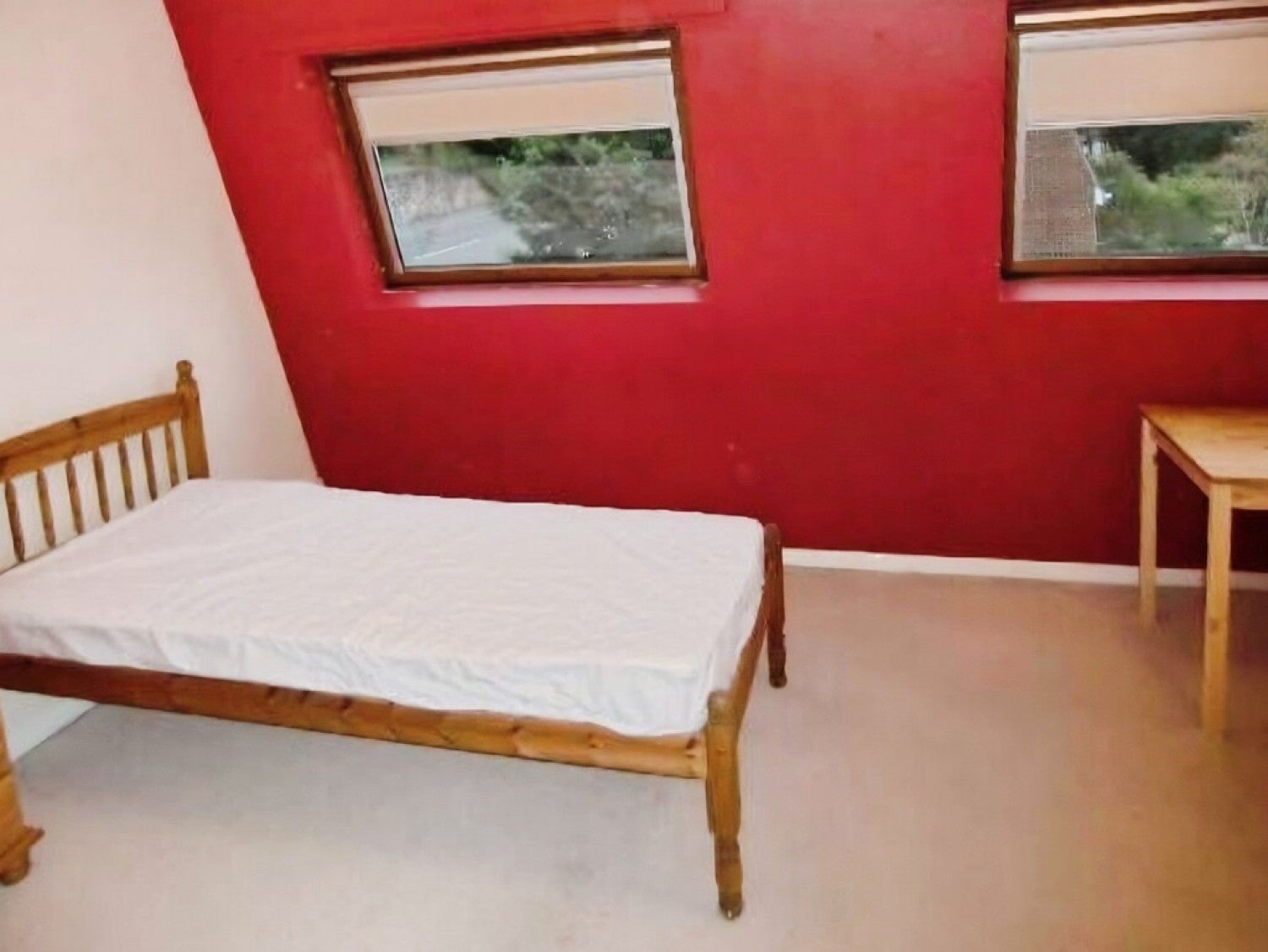 Flat Looe Road in Exeter
