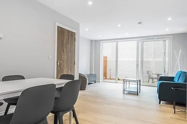 House Wells Walk in Greater London