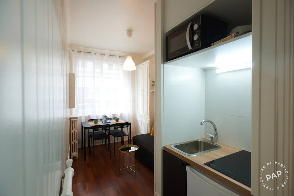 Flat Place du Général Kœnig in Paris