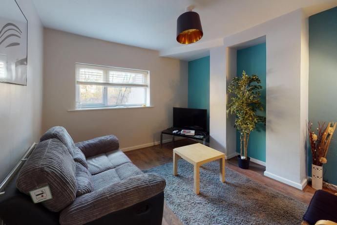 Flat Otley Road in Leeds