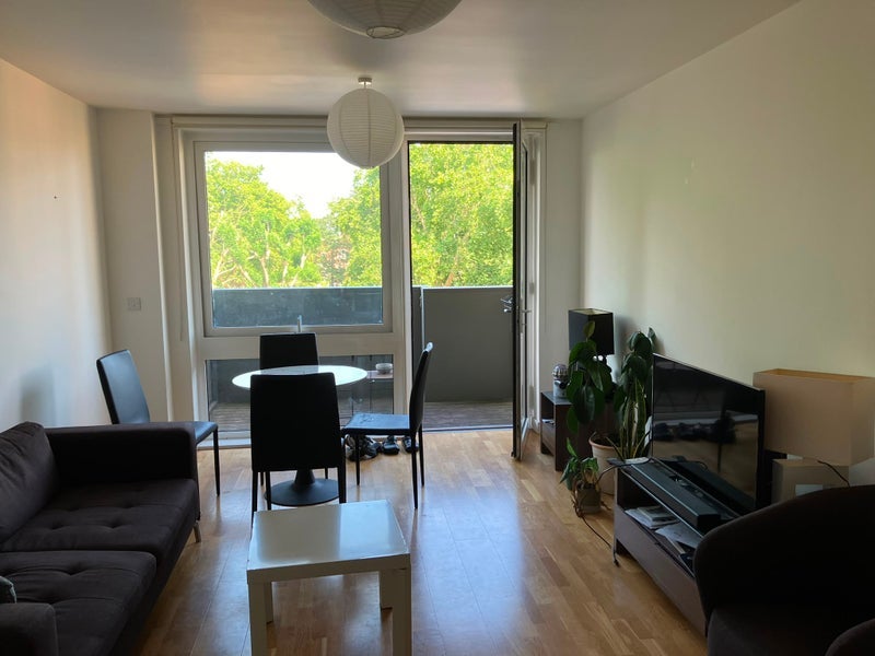 Room Duckett Street in Greater London