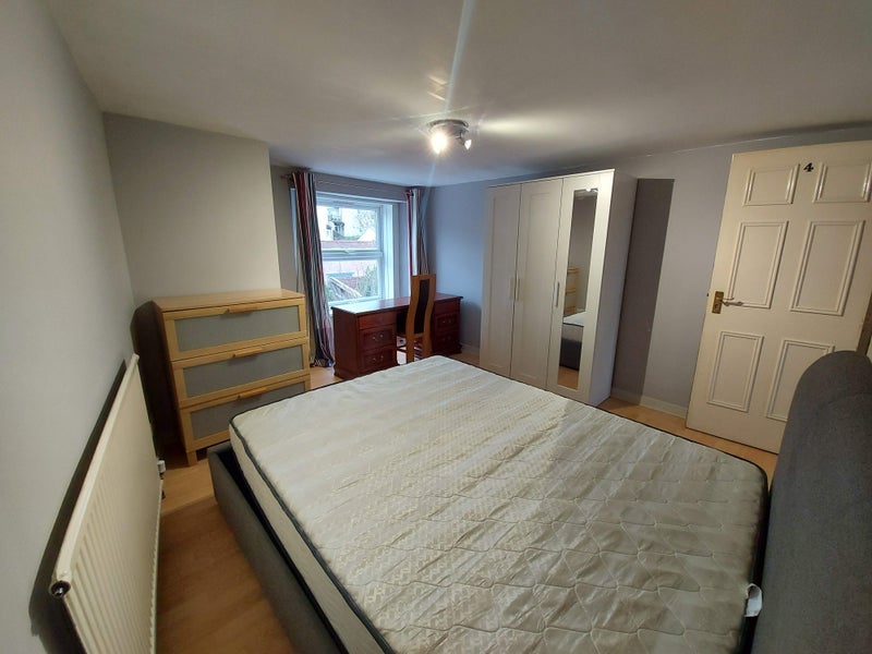 Room Arley Hill in Bristol