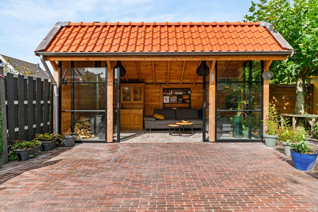 Hoekwoning te koop: Oranjerie 1, De Goorn