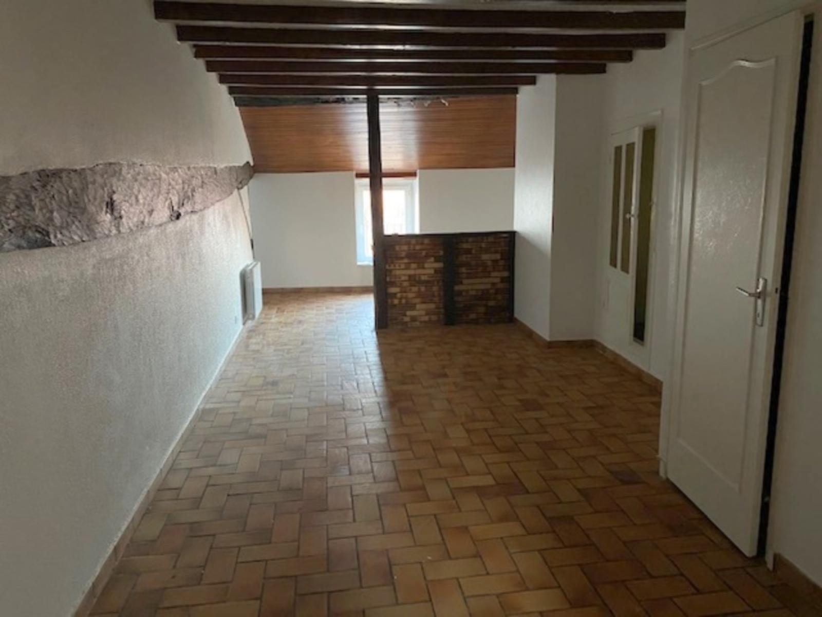 Flat Rue Charles Robin in Bourg-en-Bresse