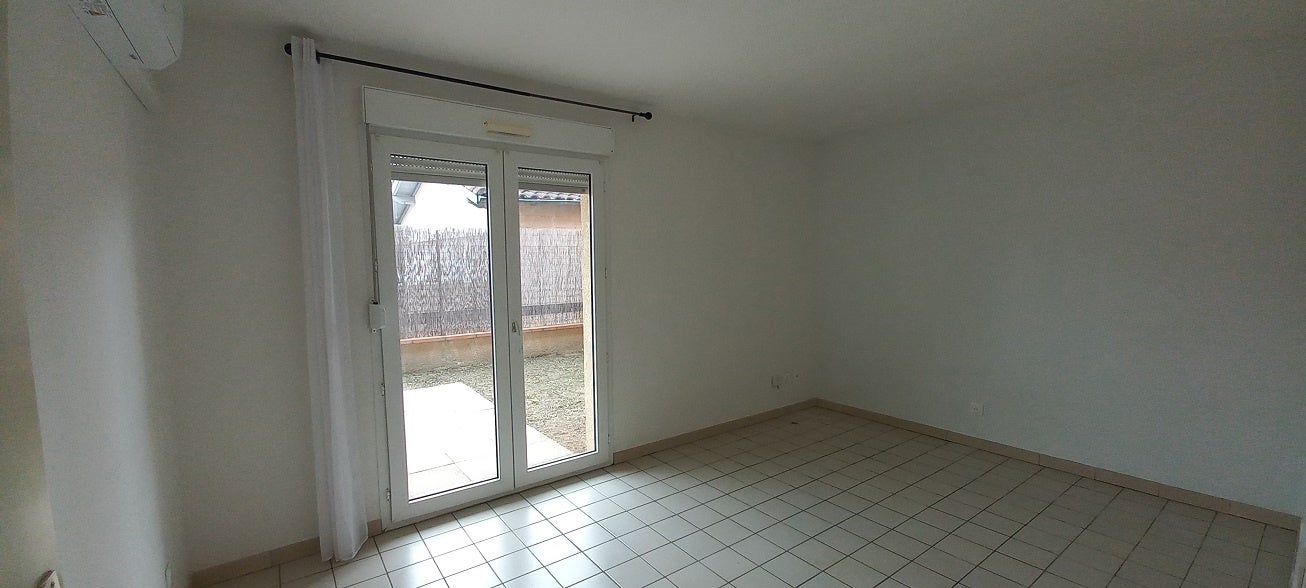 Appartement Place de l'Esplanade à Villeneuve-Tolosane
