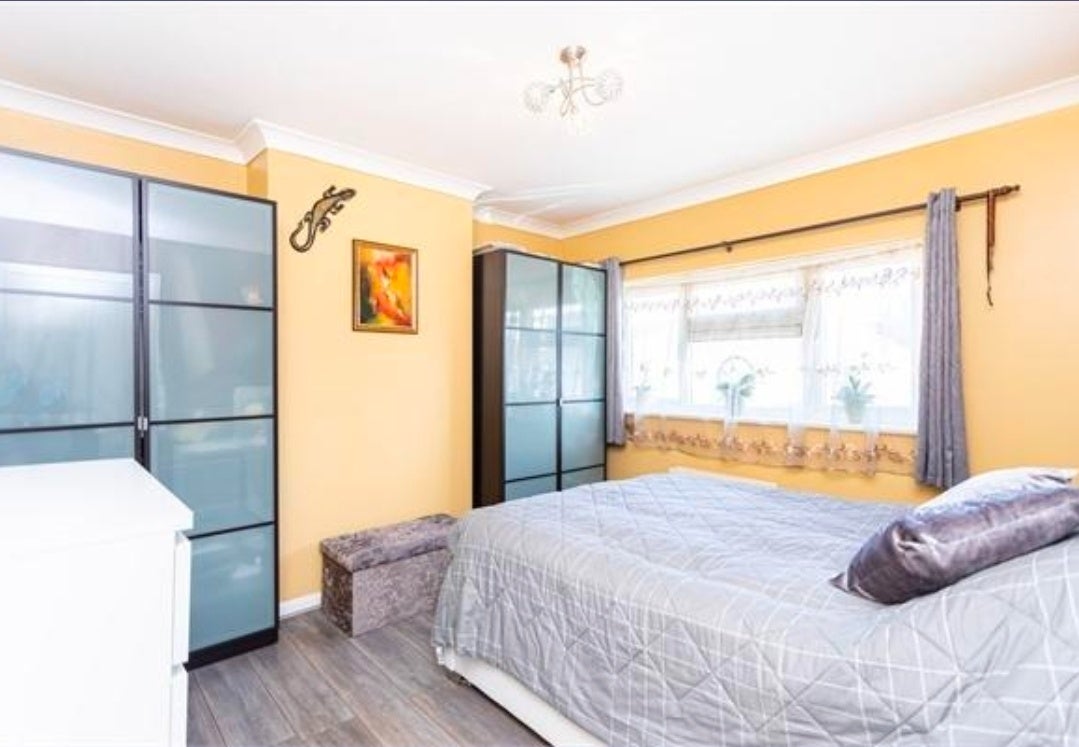 Flat Trinidad Crescent in Poole
