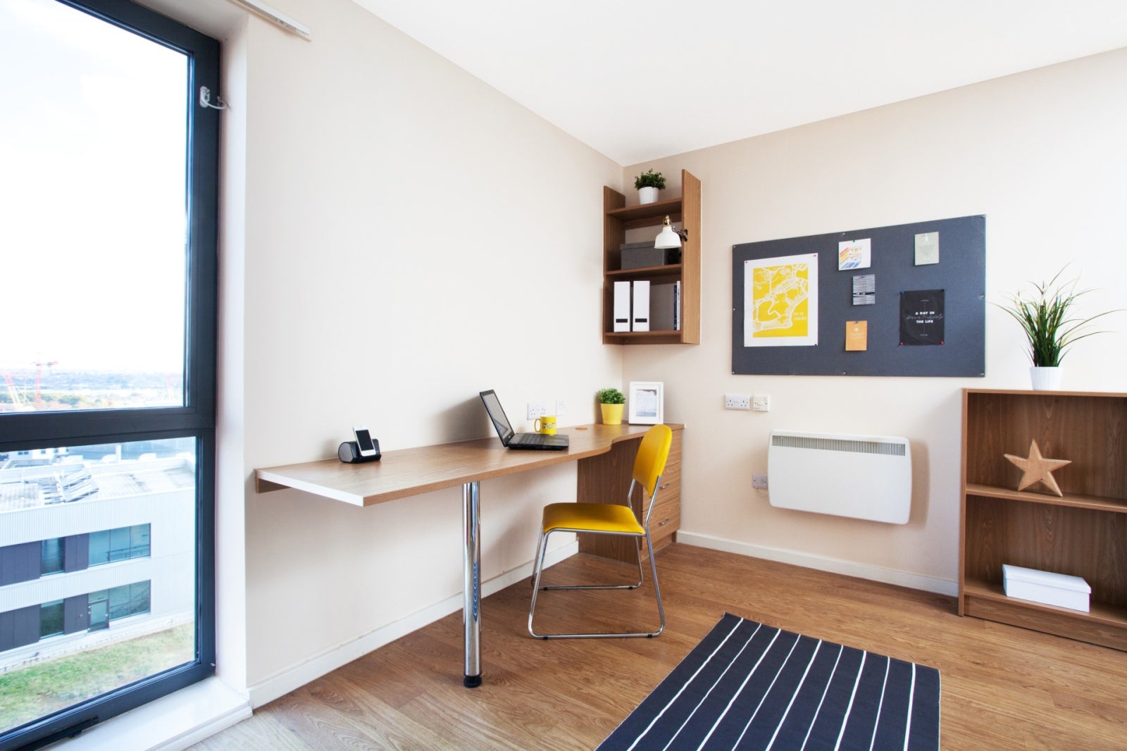 Room Jennens Road in Birmingham