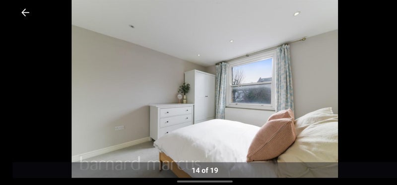 Room Saint John's Hill in Greater London