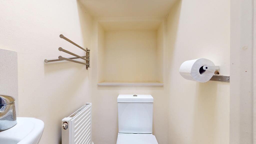 Flat Brondesbury Park in Greater London