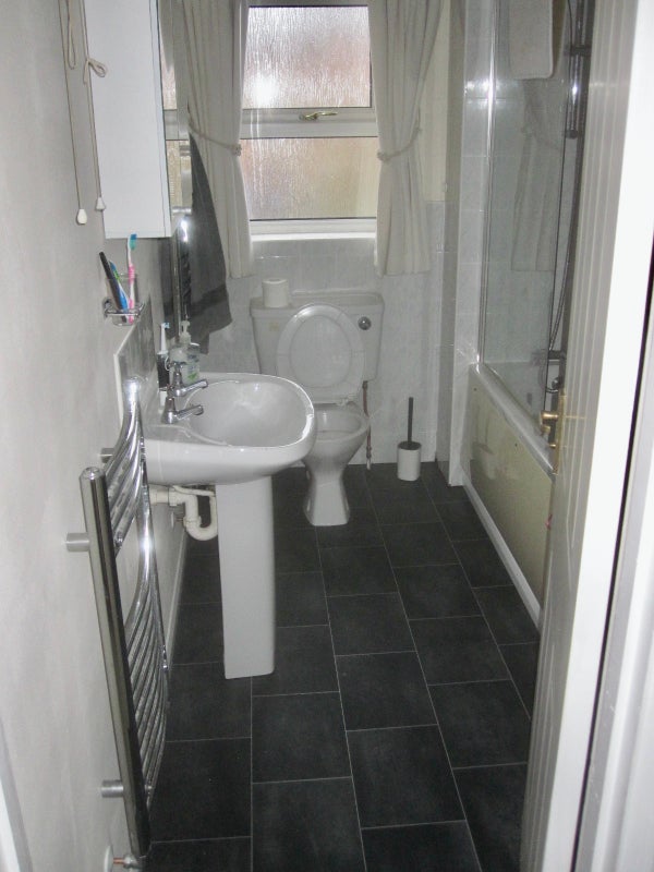 Room Knowle Close in Birmingham