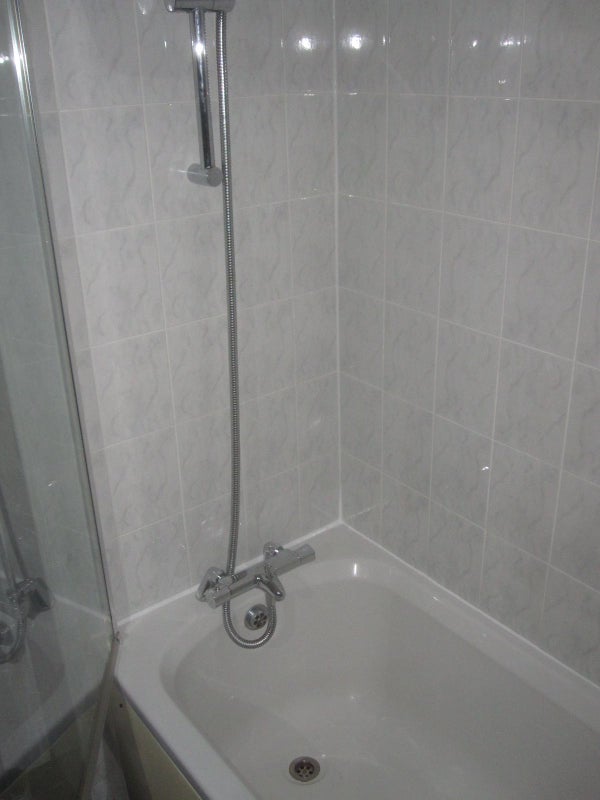 Room Knowle Close in Birmingham