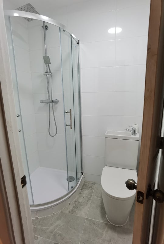 Flat Woodhill in Greater London
