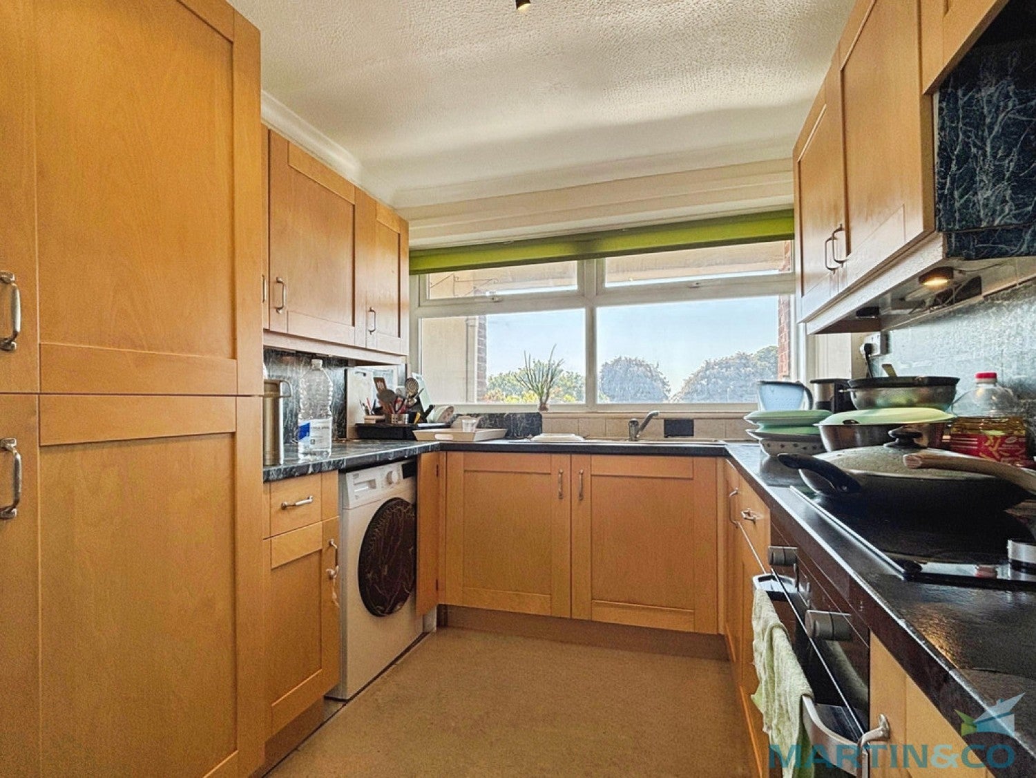 Flat College Court in Ashford