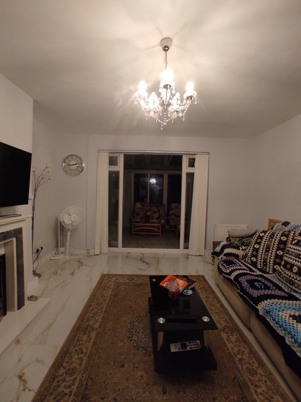 Room North Crescent in Manchester