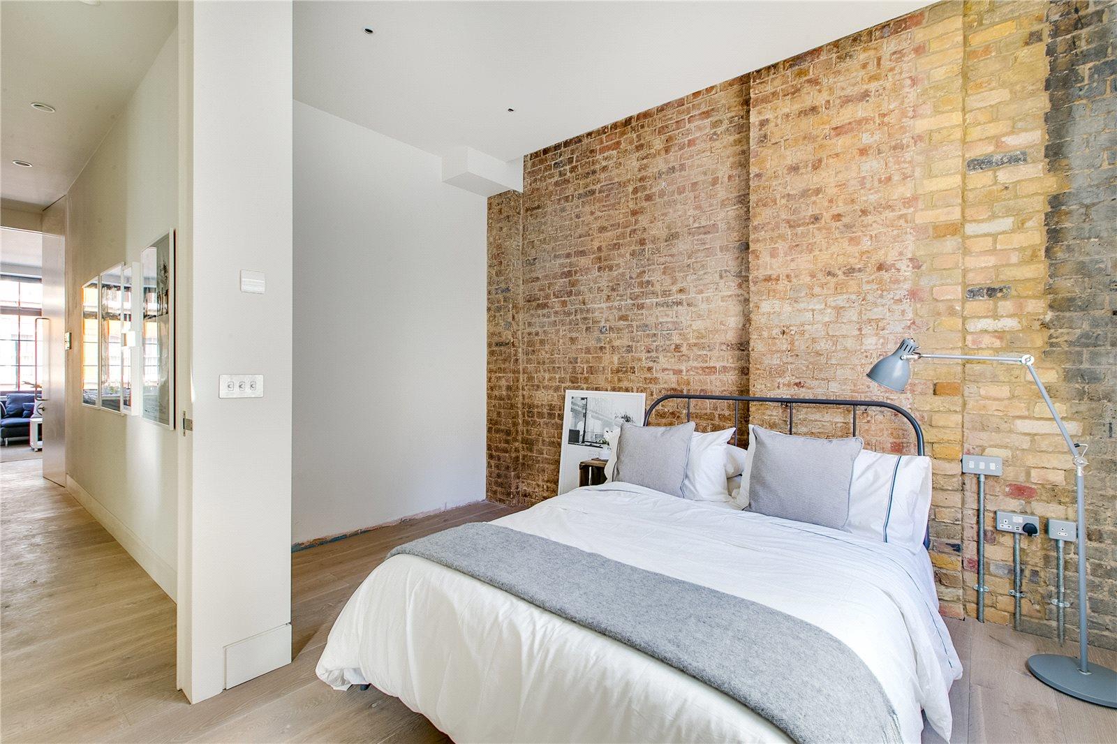 Flat Great Portland Street in City of Westminster