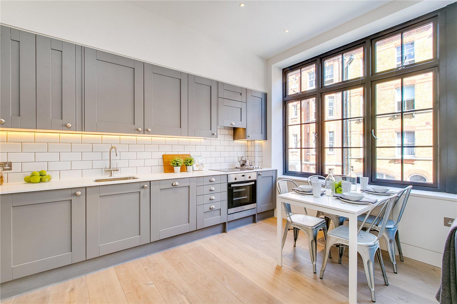 Flat Great Portland Street in City of Westminster