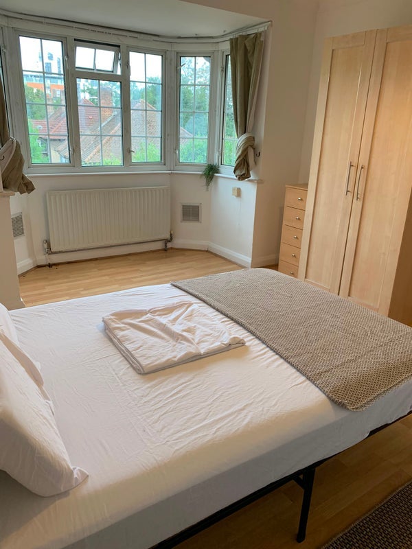 Room Ethelbert Close in Greater London