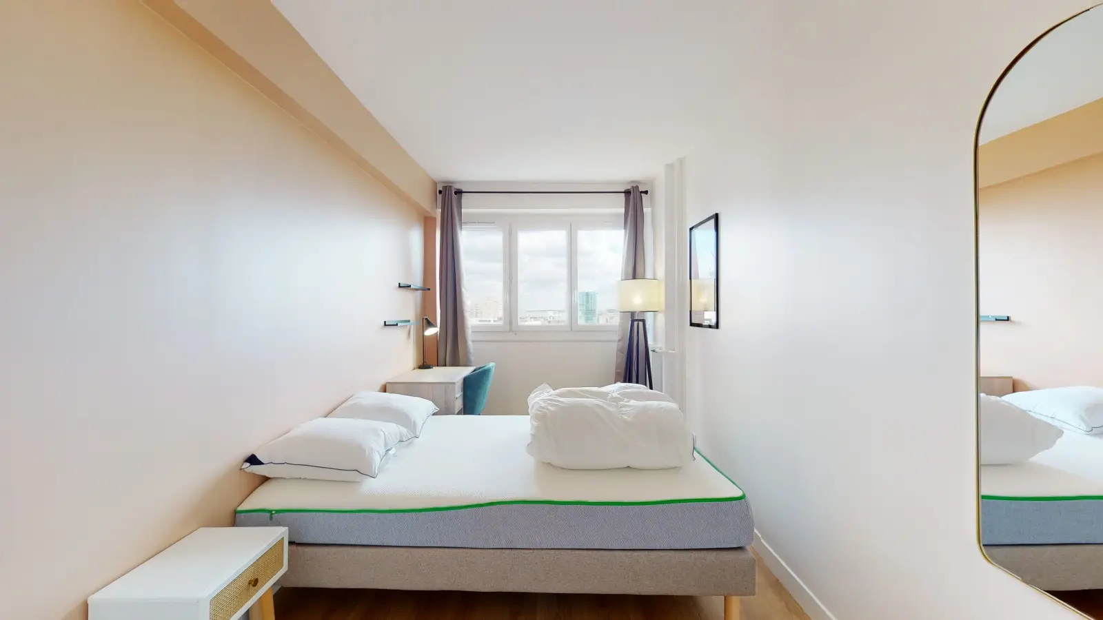 Flat Jardins Boieldieu in Puteaux