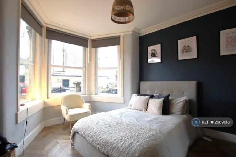 Flat Bloomfield Road in Bath