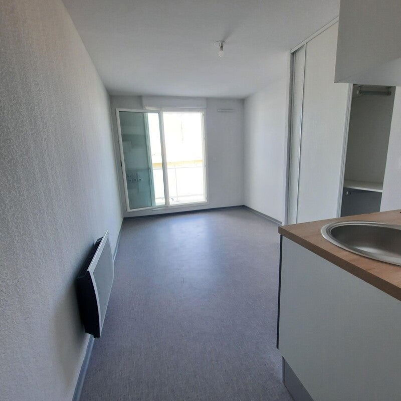 Chambre Route d'Avignon à Nîmes