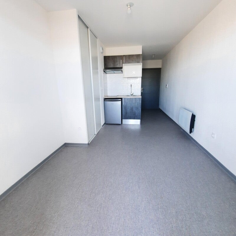 Chambre Route d'Avignon à Nîmes