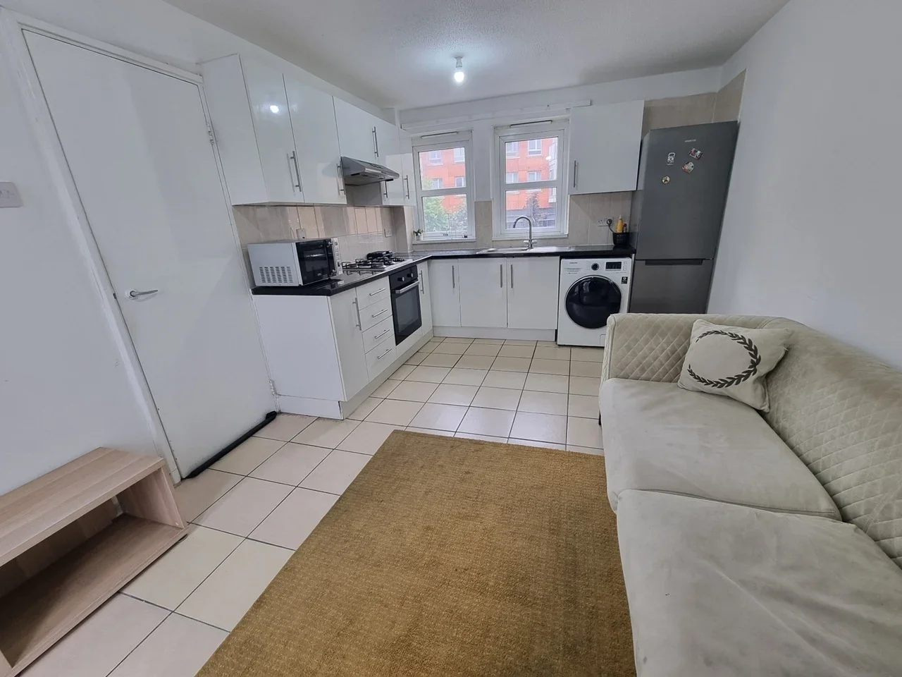 House Eden Grove in Greater London