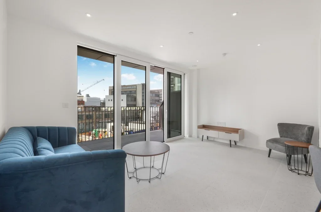 Flat Sidney Street in Greater London