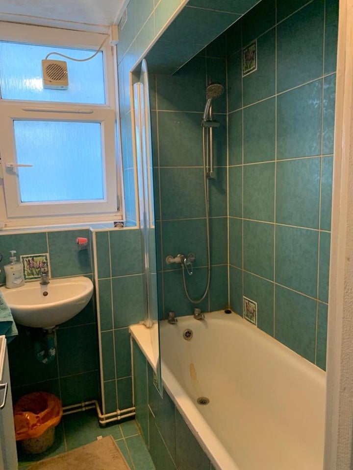 Flat Cropley Street in Greater London