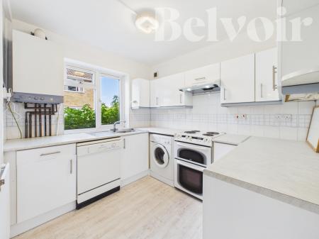 Flat Montague Place in Basingstoke and Deane