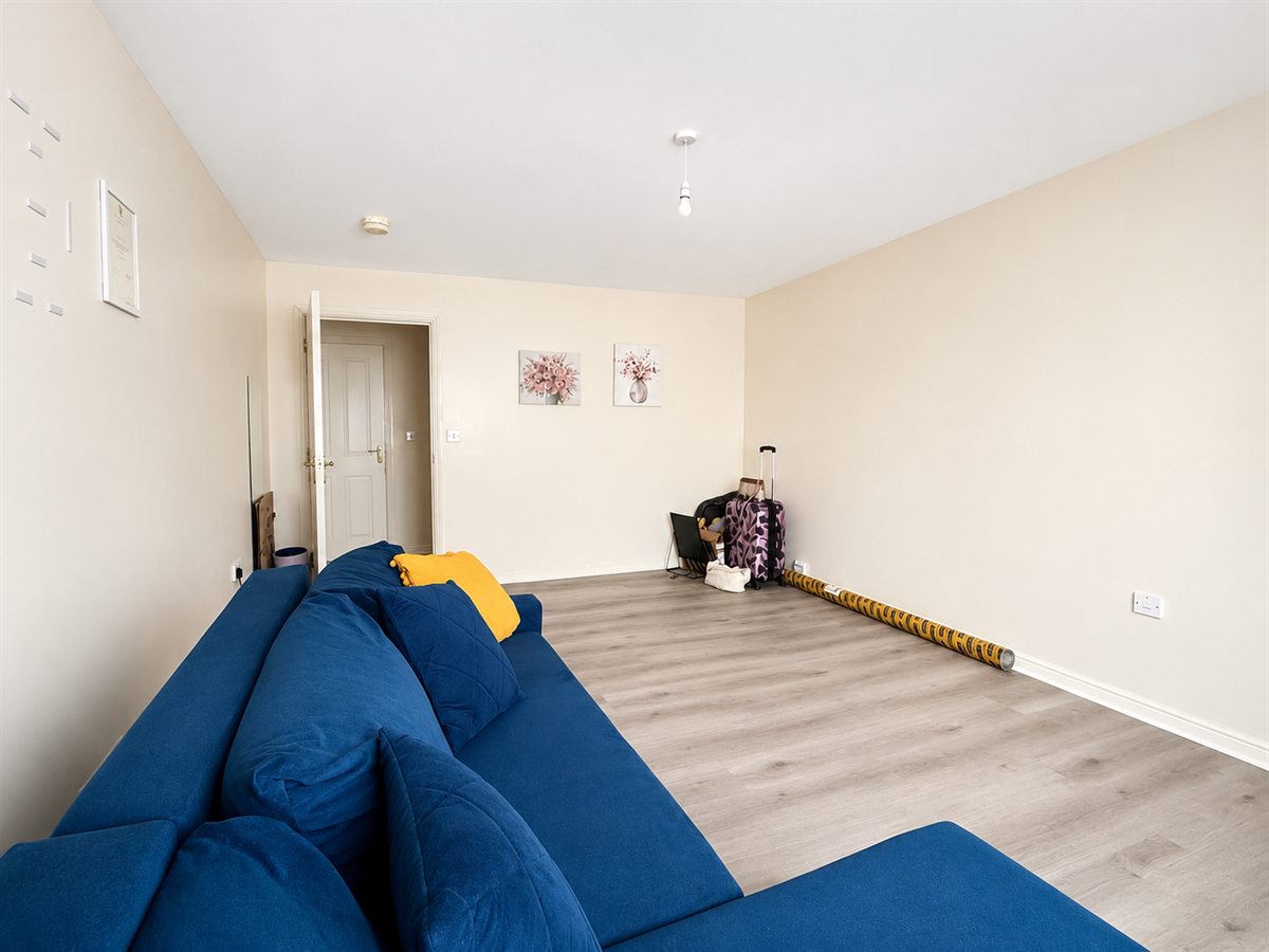 Flat Henley Road in Bedford