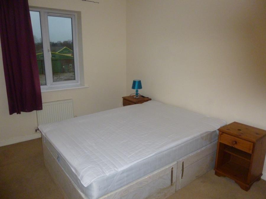 Flat Jackdaw Close in Derby