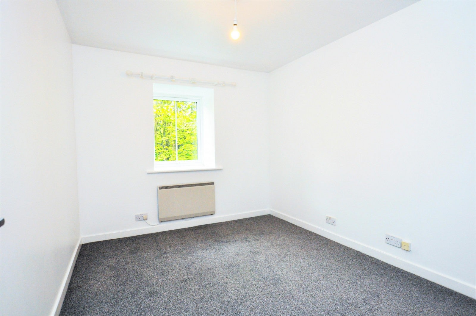 Flat Saint Lawrence Road in Newcastle upon Tyne