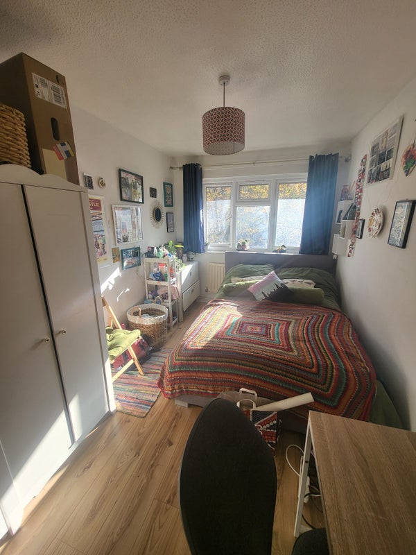 Room Woolwich Road in Greater London
