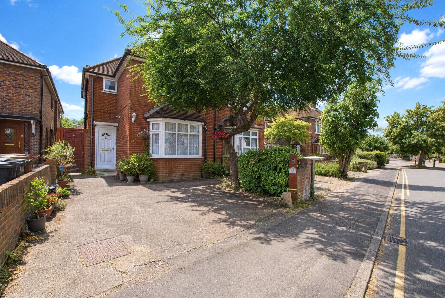 Room Stocton Road in Guildford
