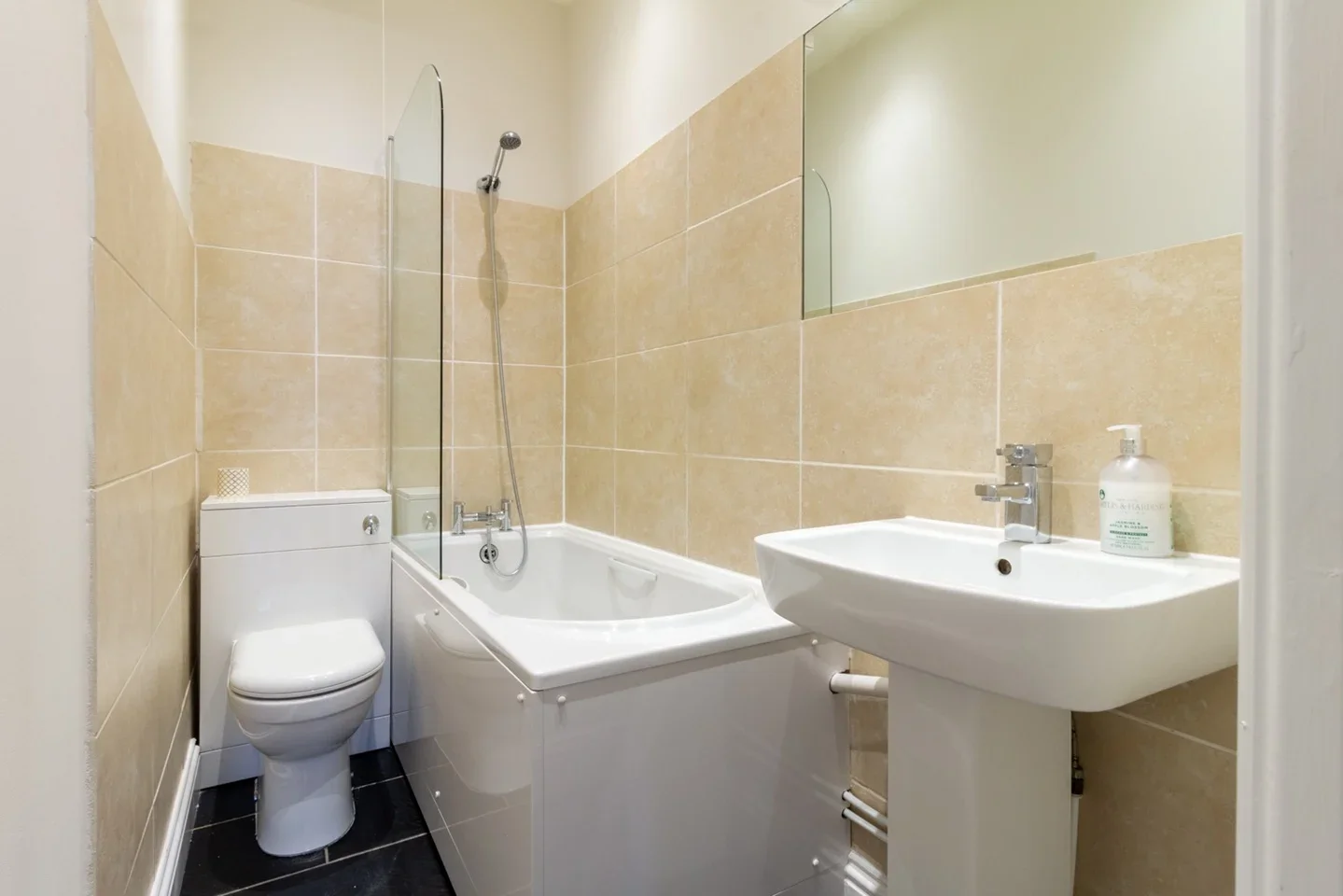 Flat Staplehurst Road in Greater London
