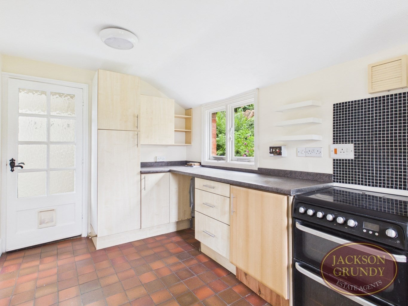 House Vicarage Green in Badby
