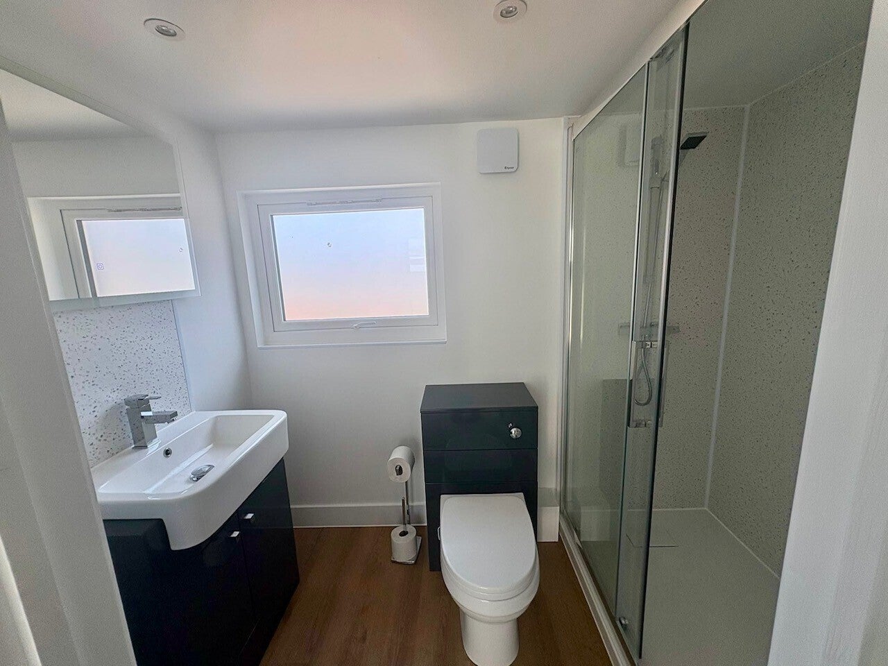 Room Cleveland Road in Gosport