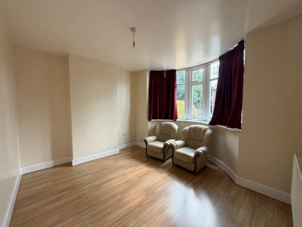 House Llanberis Grove in Nottingham