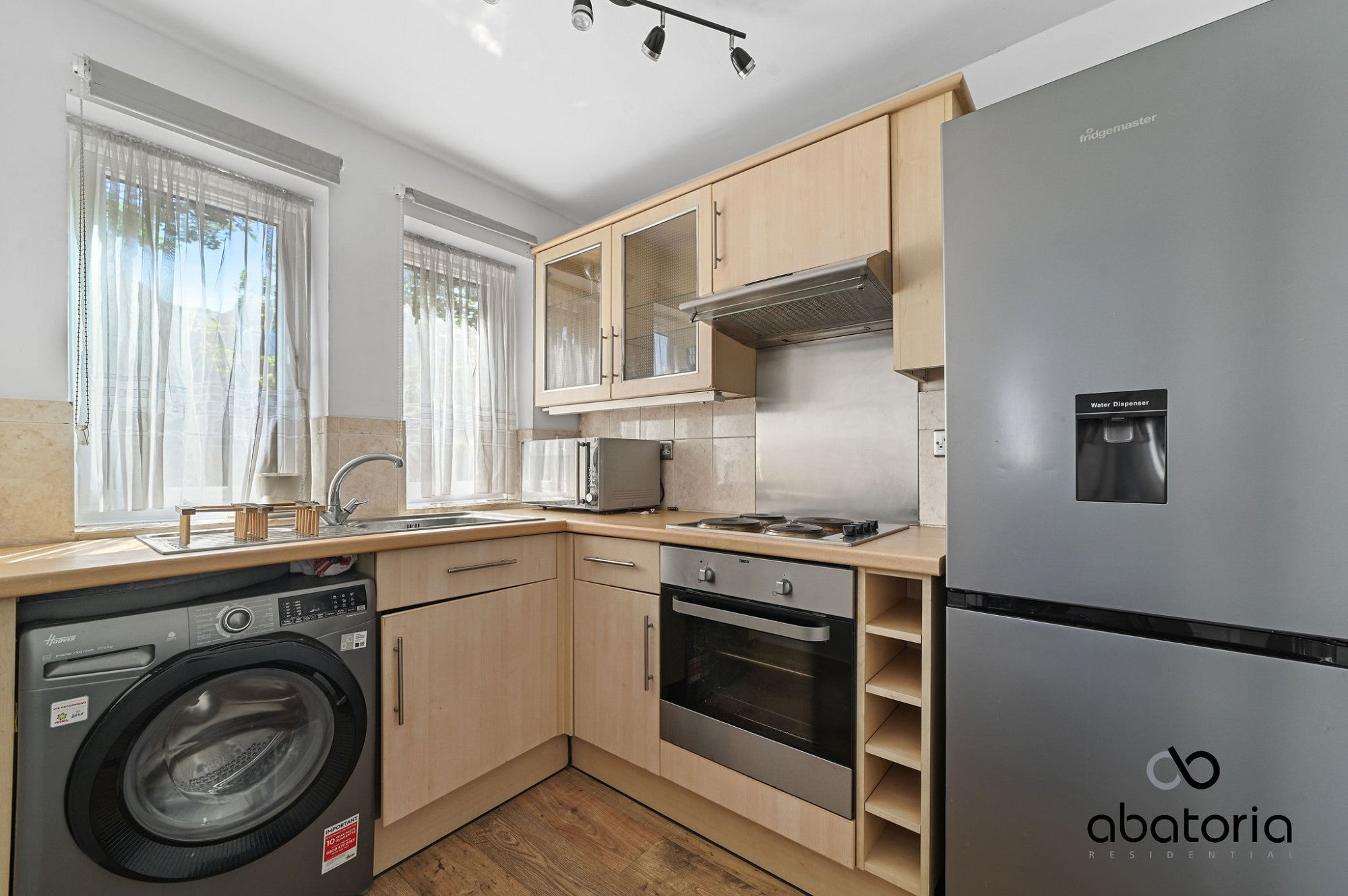 Flat Douthwaite Square in Greater London