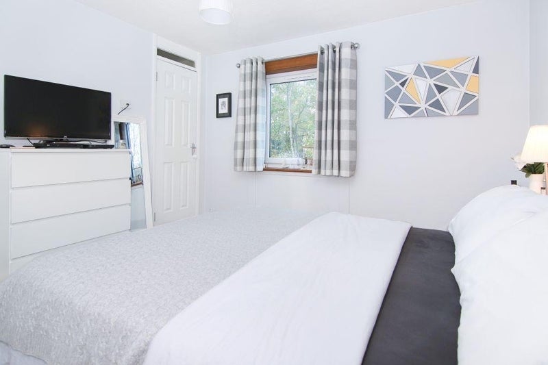 Room Almond Green in City of Edinburgh